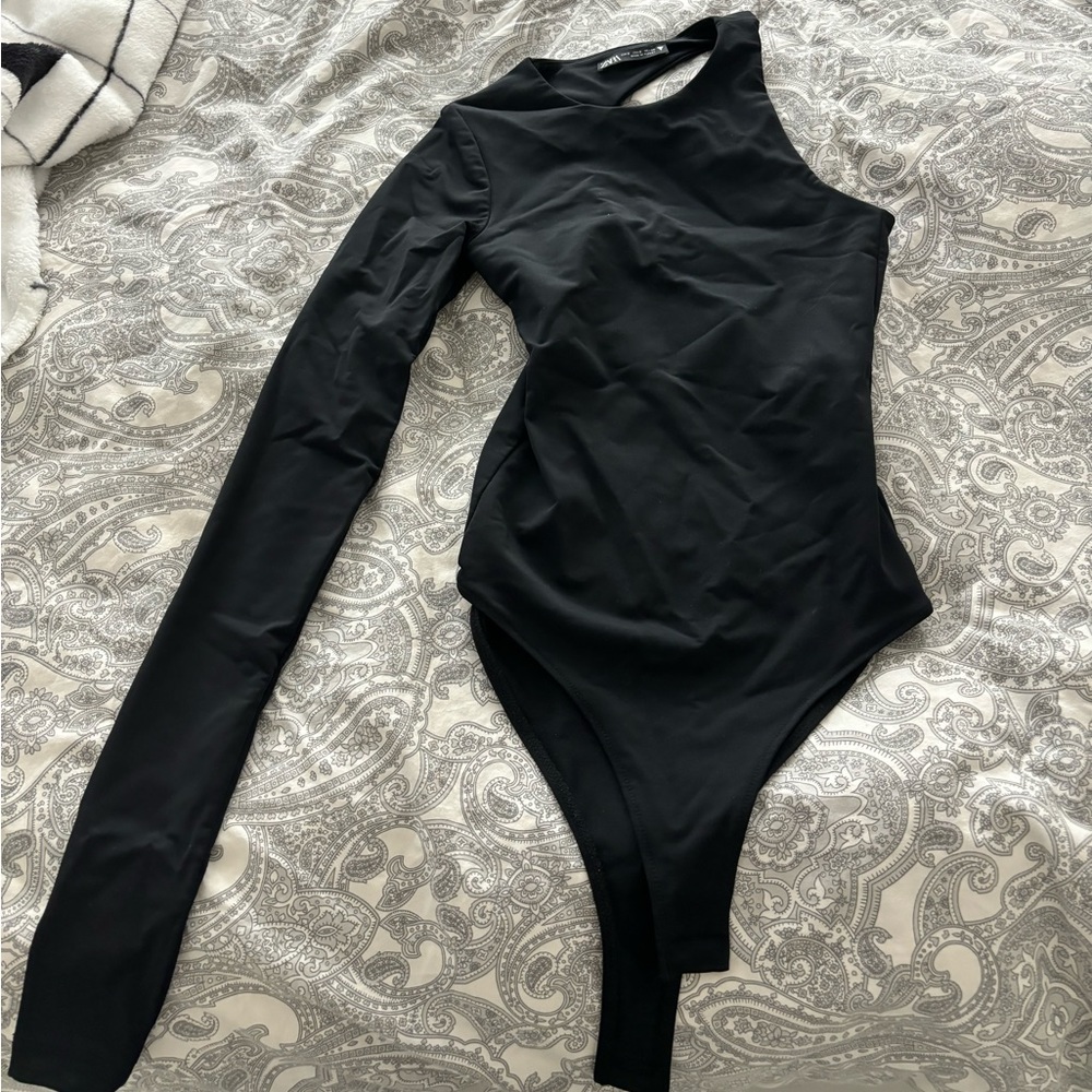Zara asymmetrical one sleeve bodysuit